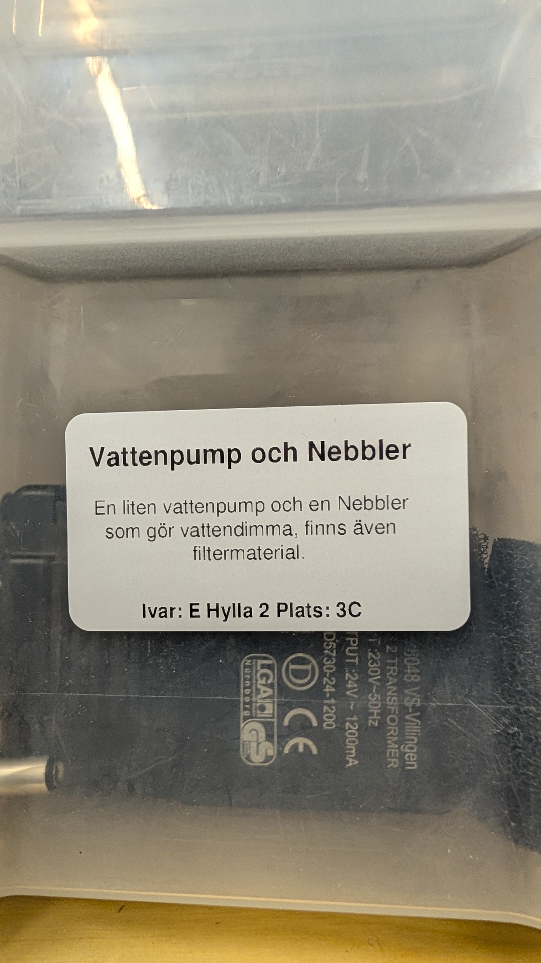 Vattenpump och Nebbler Etikett